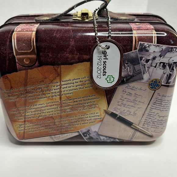 Girl Scouts | Brown Journey Of A Lifetime Tin Luggage | Celebrating 100 Years - Picture 6 of 13